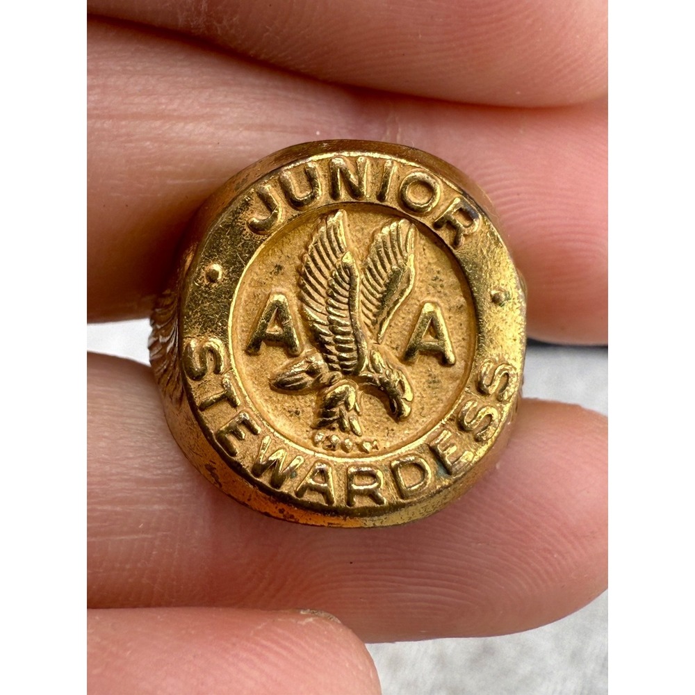 Vintage Junior Stewardess Ring Gold Tone Adjustable Size 7 - Picture 2 of 7